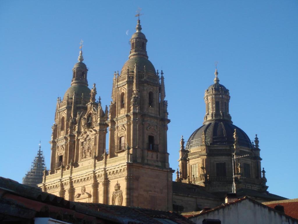 Hostal Escala Luna Salamanca Exterior foto