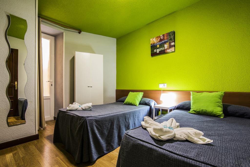 Hostal Escala Luna Salamanca Exterior foto