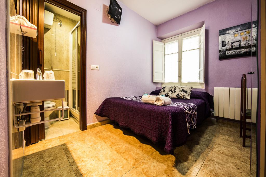 Hostal Escala Luna Salamanca Exterior foto