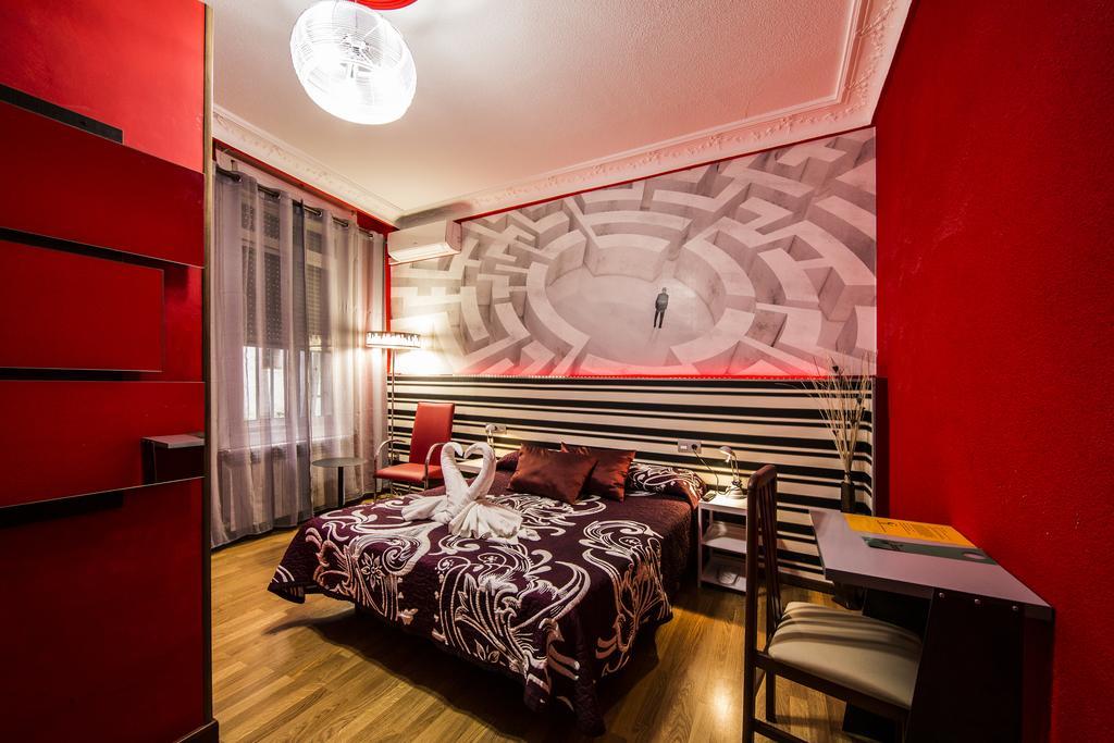 Hostal Escala Luna Salamanca Exterior foto